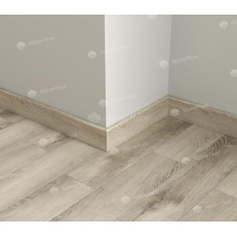 Напольный плинтус Parquet Light Дуб Исида SK 13-15